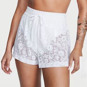 VICTORIA'S SECRET SWIMCover-Up Lace Shorts Small